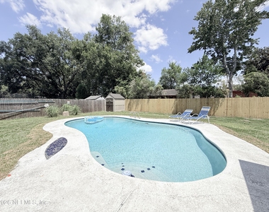 7431 Arble Drive - Photo Thumbnail 28