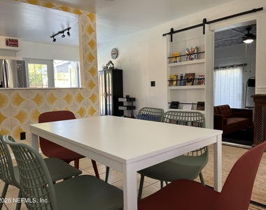7431 Arble Drive - Photo Thumbnail 2