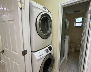 370 1st Street - Photo Thumbnail 10