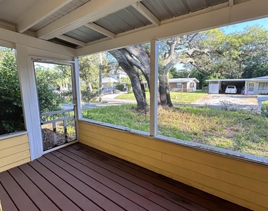 370 1st Street - Photo Thumbnail 13