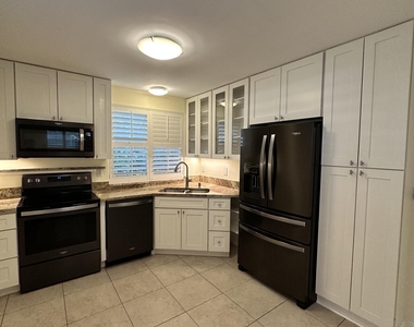 370 1st Street - Photo Thumbnail 1