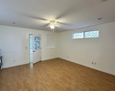 368 1st Street - Photo Thumbnail 6