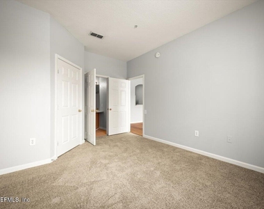 7990 Baymeadows Road E - Photo Thumbnail 15