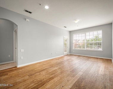 7990 Baymeadows Road E - Photo Thumbnail 7