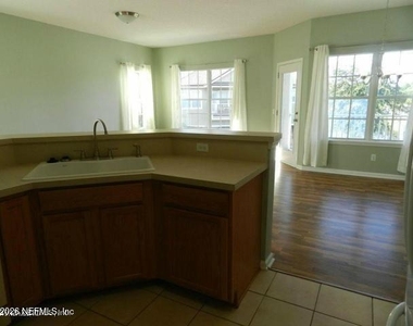 1701 Forest Lake Circle - Photo Thumbnail 5