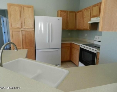 1701 Forest Lake Circle - Photo Thumbnail 4