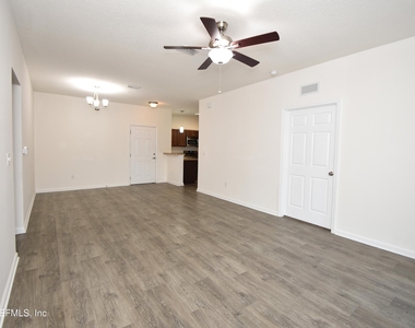 2211 Golden Lake Loop - Photo Thumbnail 4