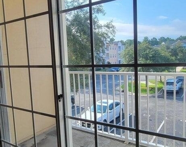 8227 Lobster Bay Court - Photo Thumbnail 10