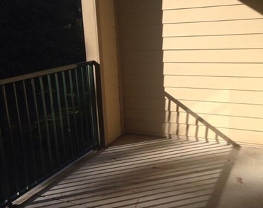 7800 Point Meadows Drive - Photo Thumbnail 10