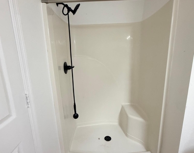 7800 Point Meadows Drive - Photo Thumbnail 33