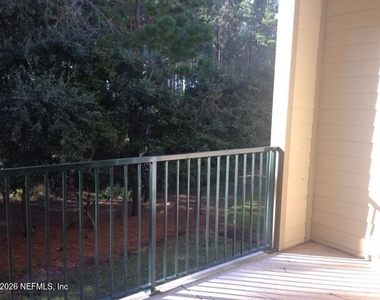 7800 Point Meadows Drive - Photo Thumbnail 11