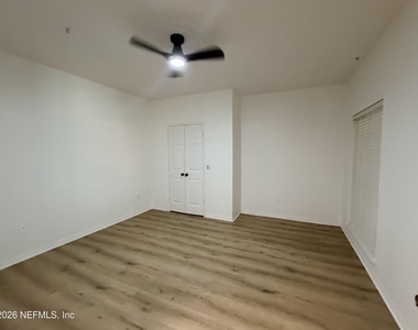 7800 Point Meadows Drive - Photo Thumbnail 39