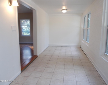 5738 Cruz Road - Photo Thumbnail 7