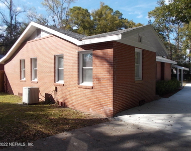 5738 Cruz Road - Photo Thumbnail 3
