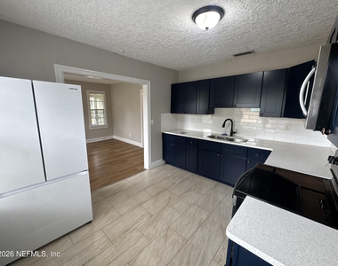 1645 W 12th Street - Photo Thumbnail 1
