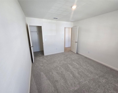 73 Rowlett Place - Photo Thumbnail 28