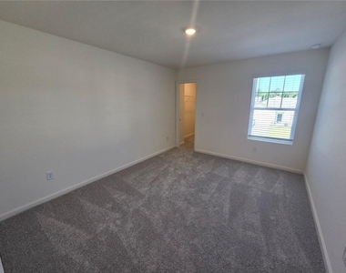 73 Rowlett Place - Photo Thumbnail 22
