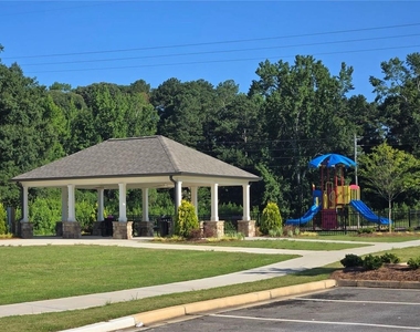 73 Rowlett Place - Photo Thumbnail 36