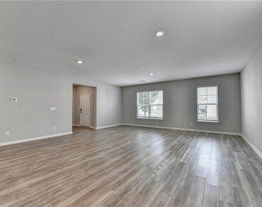 4335 Magpie Drive - Photo Thumbnail 16
