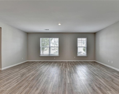 4335 Magpie Drive - Photo Thumbnail 9