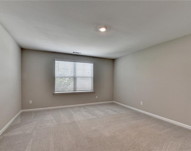4335 Magpie Drive - Photo Thumbnail 31