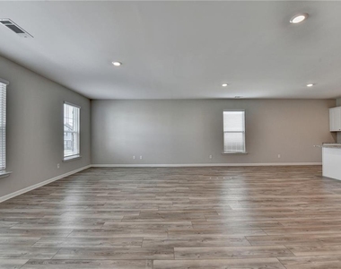 4335 Magpie Drive - Photo Thumbnail 7