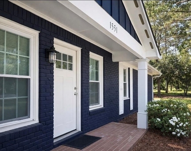 1551 Pine Glen Circle - Photo Thumbnail 3
