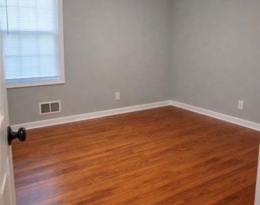 1551 Pine Glen Circle - Photo Thumbnail 12