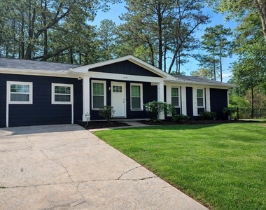 1551 Pine Glen Circle - Photo Thumbnail 1