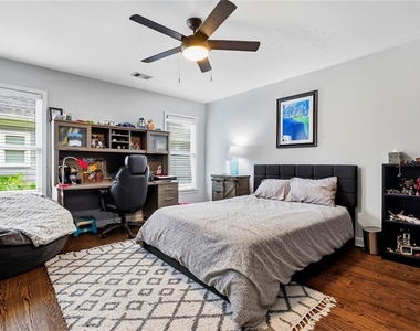 4565 Windsor Park Place - Photo Thumbnail 13