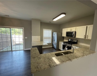 980 Prestwyck Court - Photo Thumbnail 6