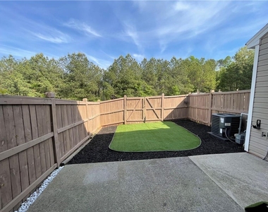 980 Prestwyck Court - Photo Thumbnail 8