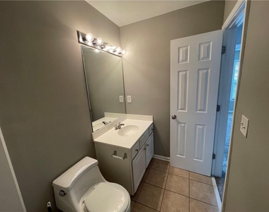 980 Prestwyck Court - Photo Thumbnail 18