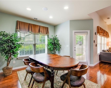 529 Olympic Way - Photo Thumbnail 12