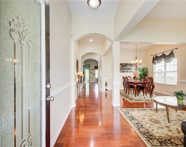 529 Olympic Way - Photo Thumbnail 6