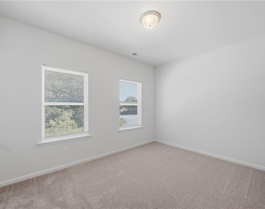 1670 Eagle Drive - Photo Thumbnail 28