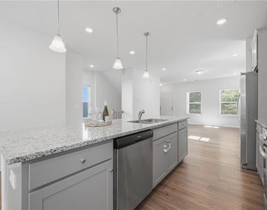 1670 Eagle Drive - Photo Thumbnail 15
