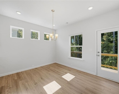 1670 Eagle Drive - Photo Thumbnail 11