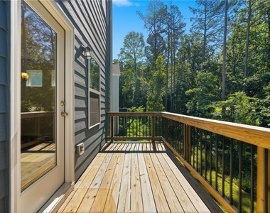 1670 Eagle Drive - Photo Thumbnail 38