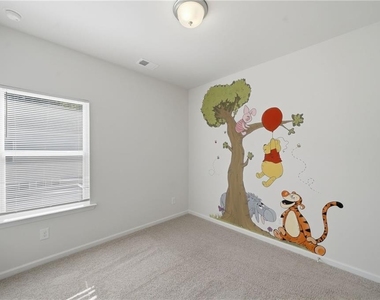 1670 Eagle Drive - Photo Thumbnail 27