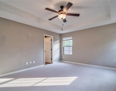 4914 Whisper Creek Court - Photo Thumbnail 24