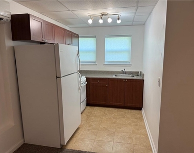 412 Hickory Walk - Photo Thumbnail 19
