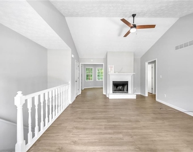 608 Wood Ridge Drive - Photo Thumbnail 11
