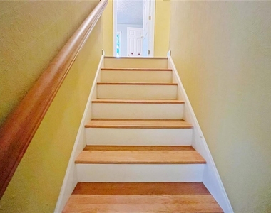 3060 Oak Meadow Drive - Photo Thumbnail 15
