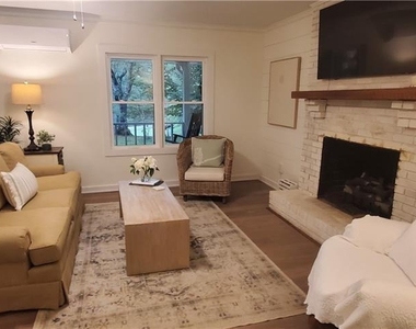 696 Keetor Road - Photo Thumbnail 6