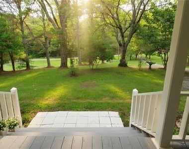 696 Keetor Road - Photo Thumbnail 3
