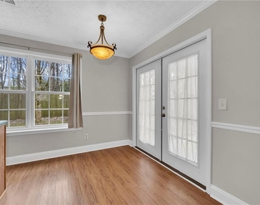 225 Osmanthus Way - Photo Thumbnail 13