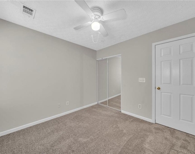 225 Osmanthus Way - Photo Thumbnail 15