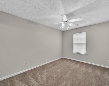 225 Osmanthus Way - Photo Thumbnail 19