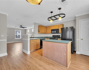 225 Osmanthus Way - Photo Thumbnail 2
